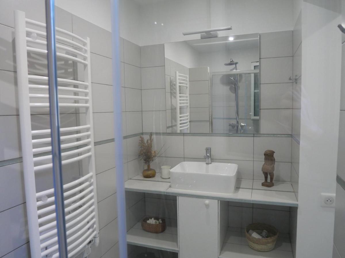 הוילה Ambares-et-Lagrave Batisse En Pierre XVII Siecle 115 M² Avec Terrasse מראה חיצוני תמונה